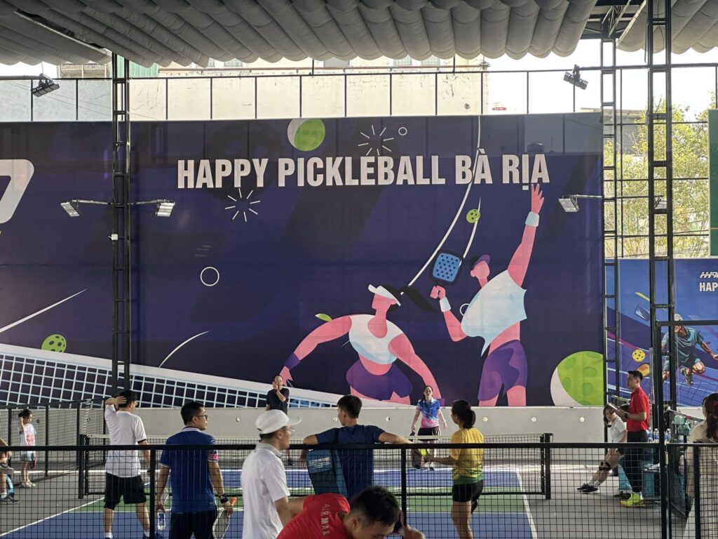 CLB Pickleball Happy